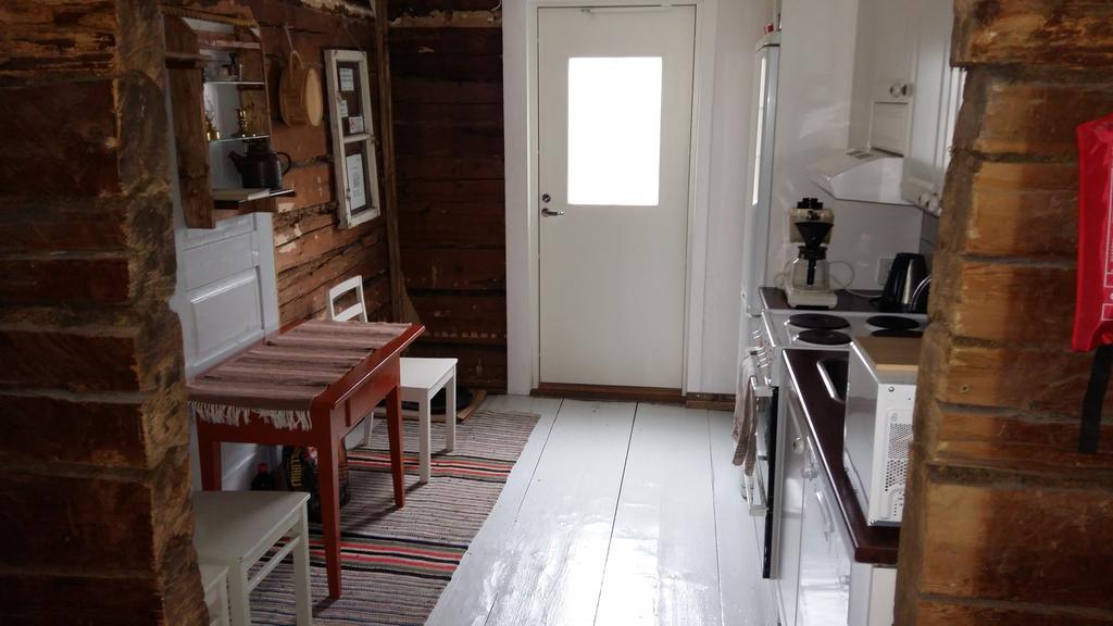 Punavilla Cottage Eura Phòng bức ảnh