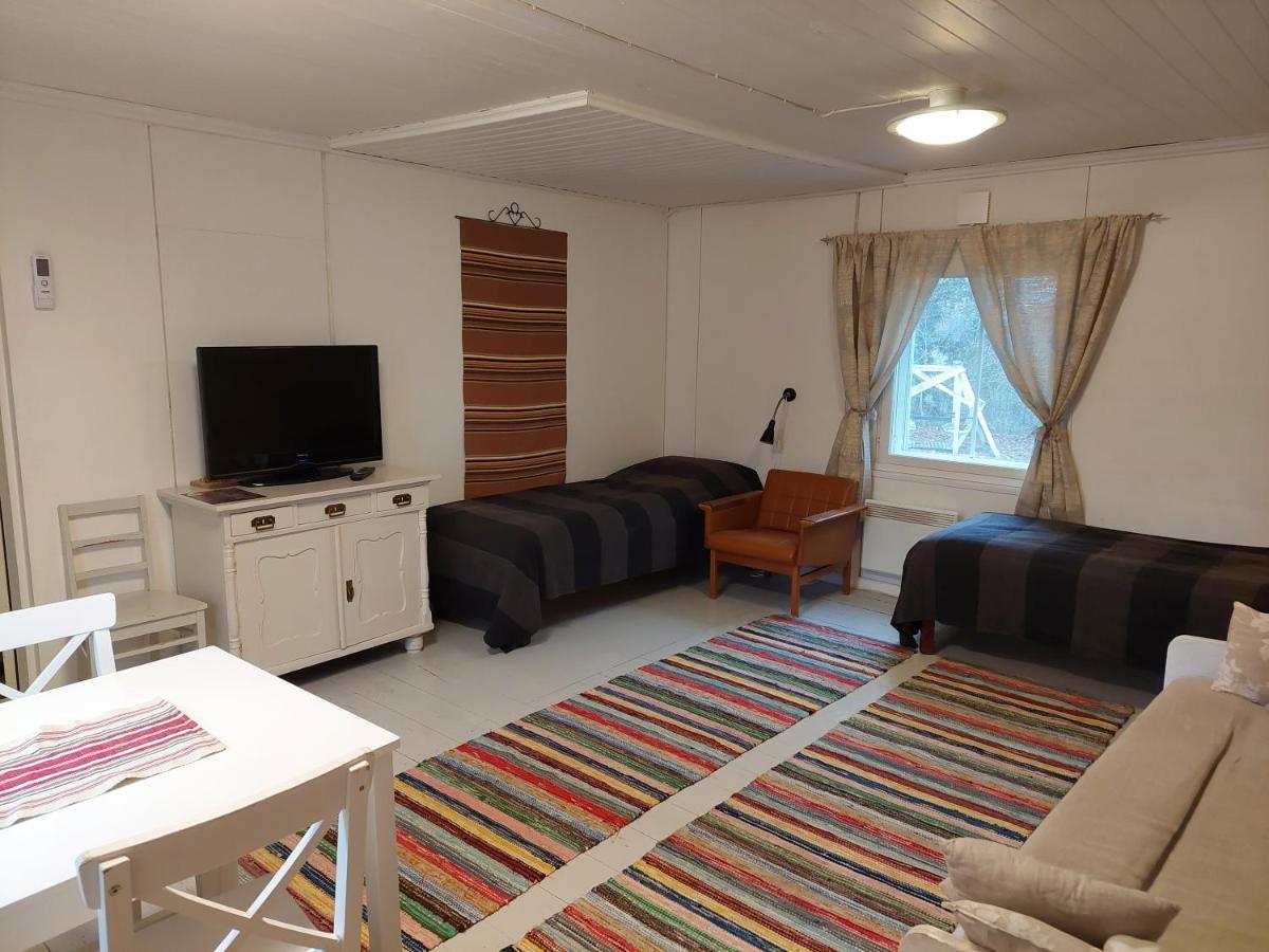 Punavilla Cottage Eura Ngoại thất bức ảnh